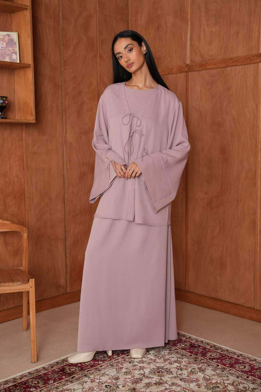 Mauve Lace Blouse With Skirt